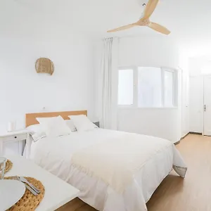precioso-estudio-en-las-canteras-las-palmas-de-gran-canaria.in-canary-islands.com/