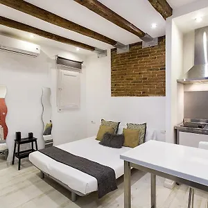 studio-apartment-carrer-del-torrent-de-lolla.catalonia-hotels.com/