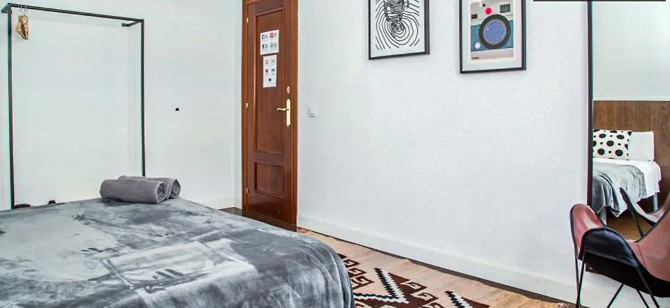 Traveller House Apartment Barcelona Spain